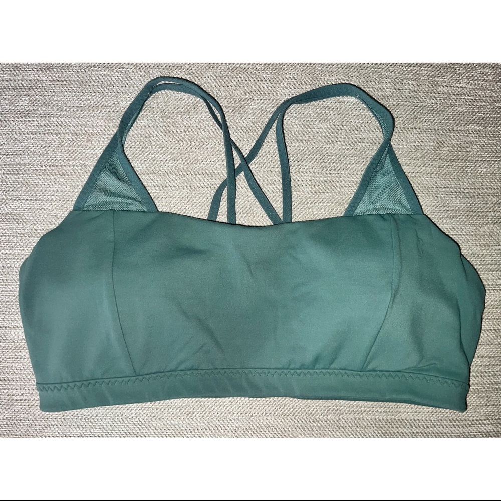 •Athleta• Strappy Go Lucky Sports Bra